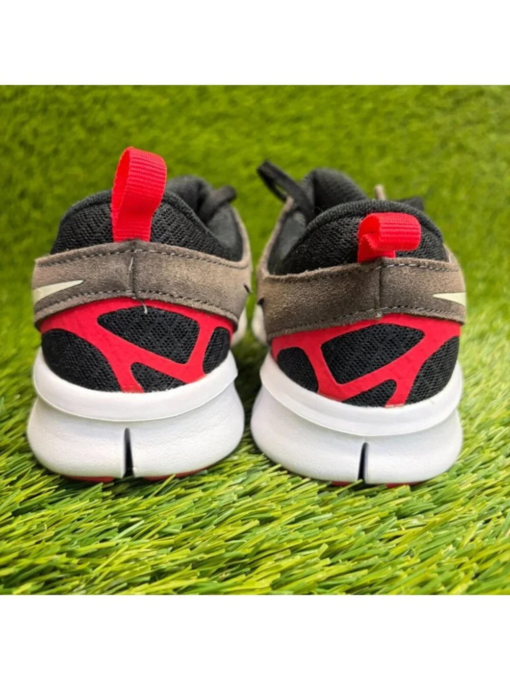 Nike please review